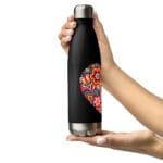 stainless-steel-water-bottle-black-17-oz-right-678b5a4f16f72.jpg Gourde eau coeur à offrir