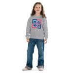 youth-crew-neck-sweatshirt-sport-grey-front-679daf2379712.jpg idée cadeau : offrez un sweatshirt à motif coeur rose et bleu